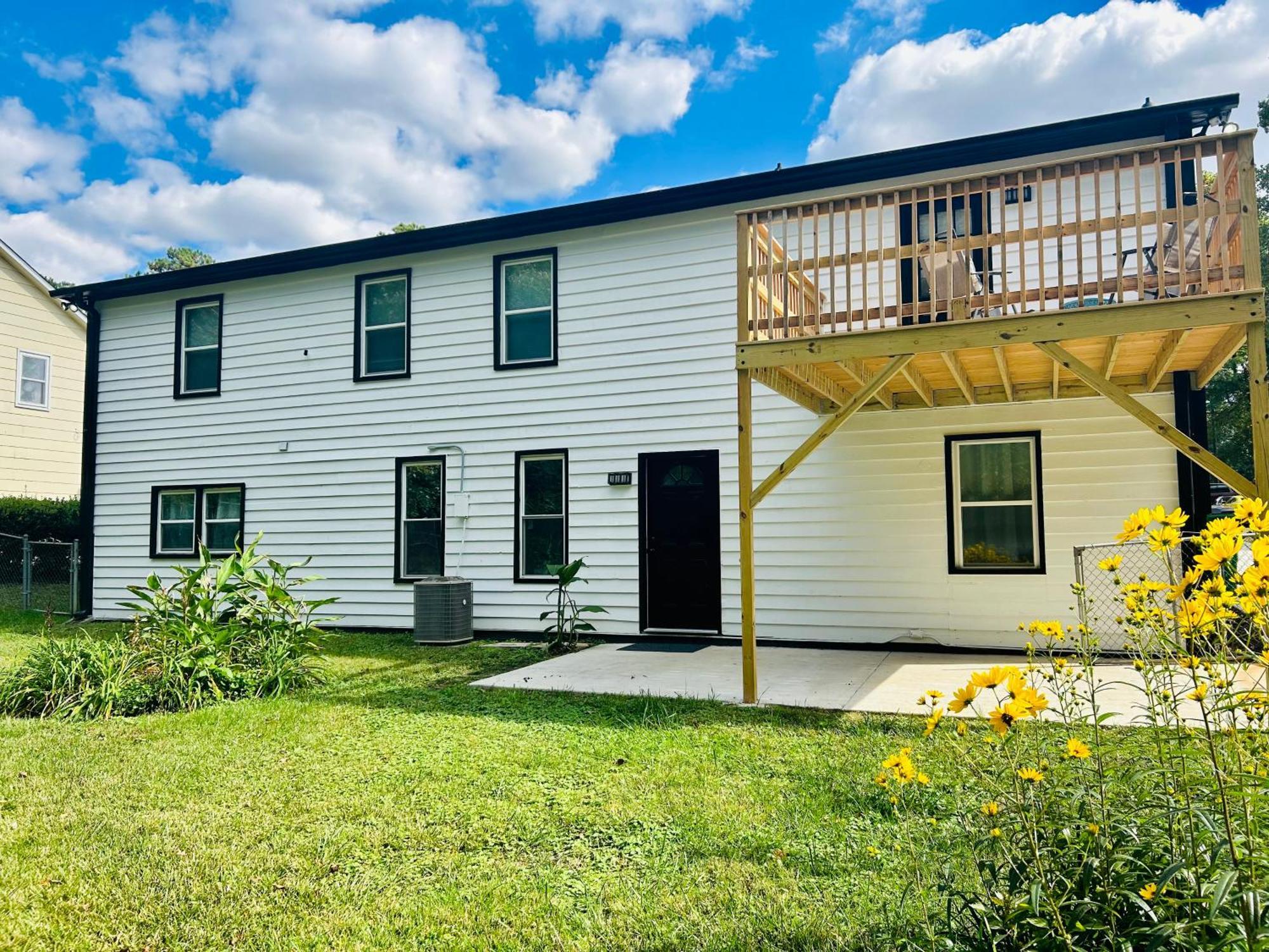 Comfy Lower Lvl Apt With Jetted Tub Near Uptown And Unc Charlotte Exterior photo